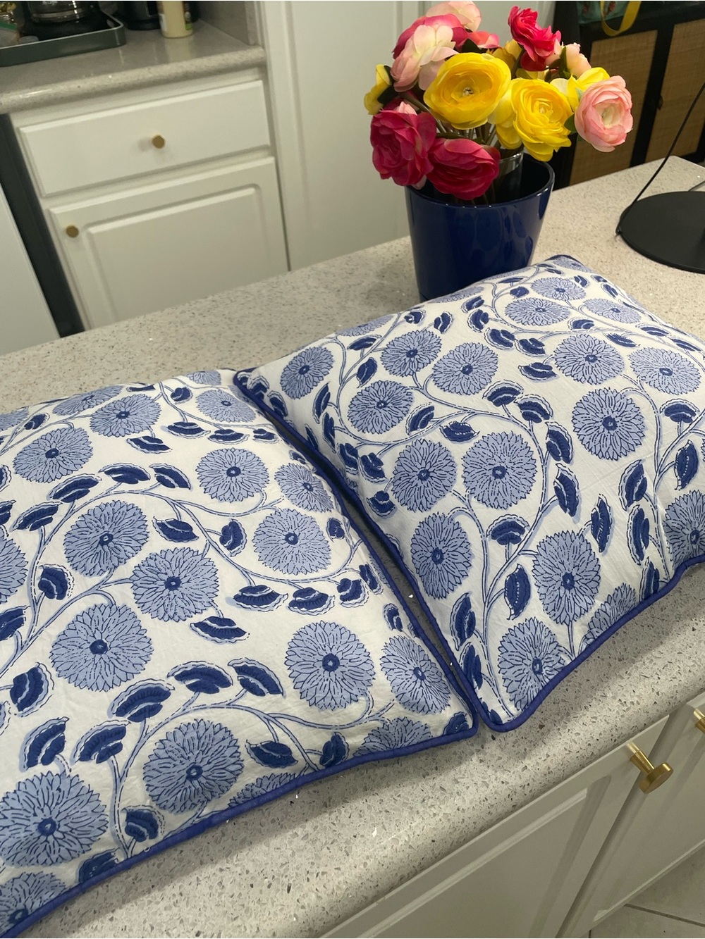 2 Blue Floral Decorative 16X16 Throw Pillow Pair Block Print w/insert and zipper